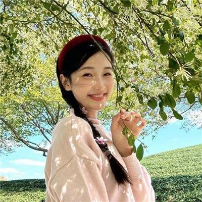 圈内顶流粉丝骂战升级，全网玩梗，深夜持续发酵